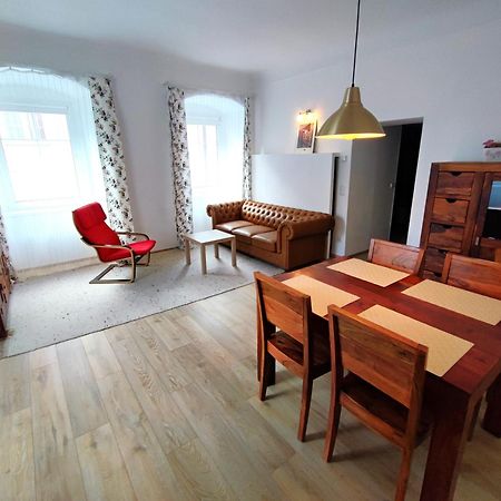 Altstadtwohnungen "Grunberg 1D" & "Gmunden 3D Mit Seeblick" Im Zentrum Von Gmunden Kamer foto
